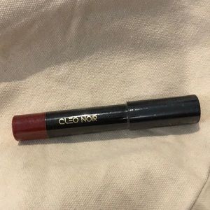 Cleo Noir Lip crayon